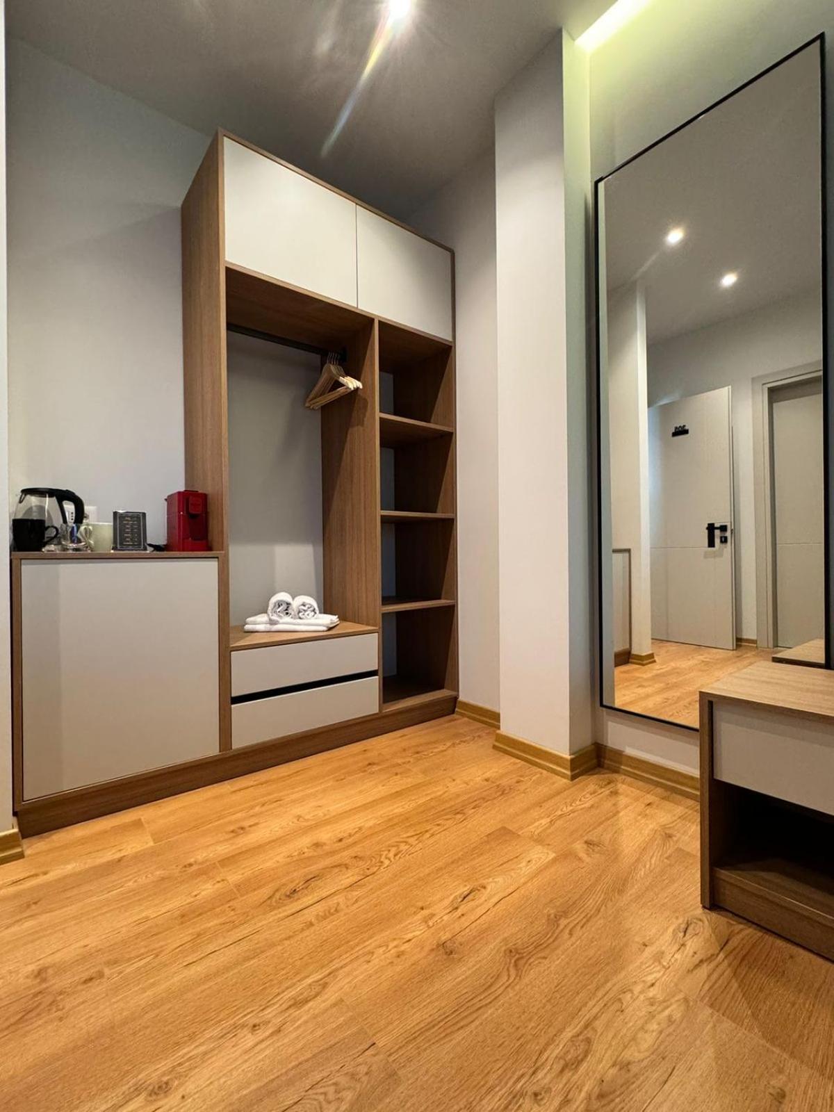 Izi Boutique Apartment ติรานา ภายนอก รูปภาพ